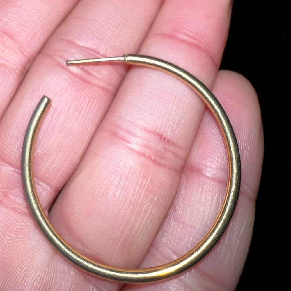 Vintage Gold Tone Classic Hoop Earrings with Stud Backing - Picture 4 of 5